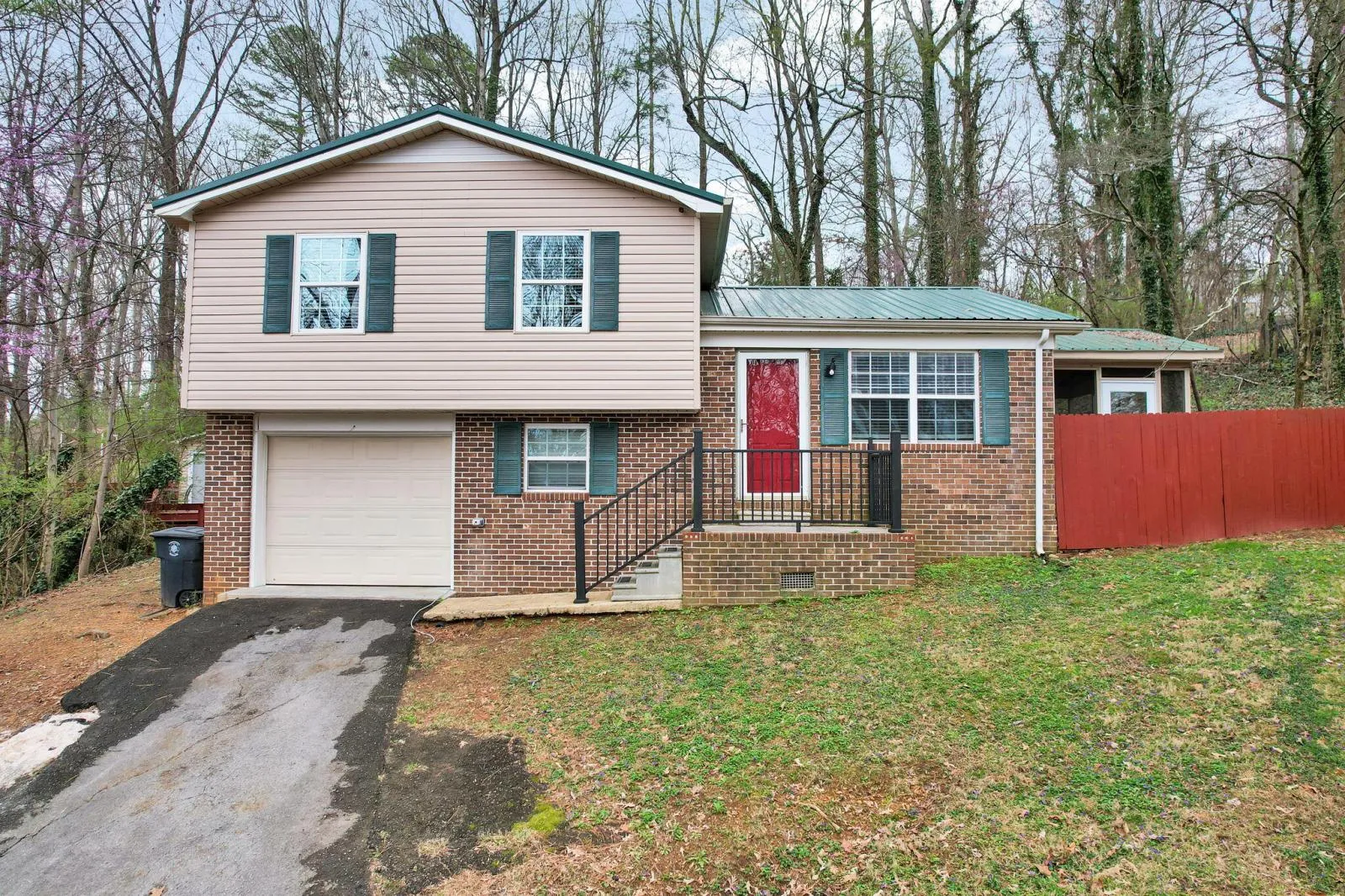 Home at 4011 Lynncrest Drive NE in Cleveland, TN